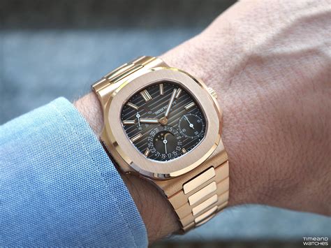 Patek Philippe Nautilus 5712 1R .